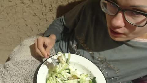 say meow and send tip  online show from December 2024 10:03:02 PM