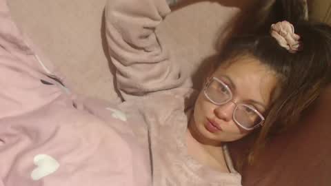 say meow and send tip  online show from April 2026 05:48:02 PM