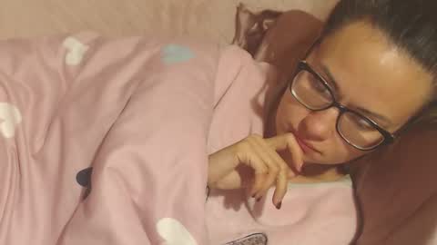 say meow and send tip  online show from October 2025 07:38:02 AM