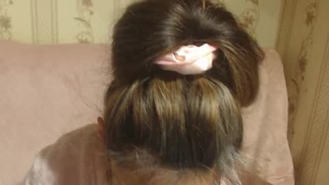 say meow and send tip  online show from October 2025 12:39:02 PM