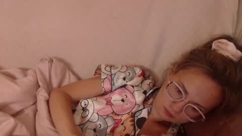say meow and send tip  online show from July 2026 01:26:01 PM