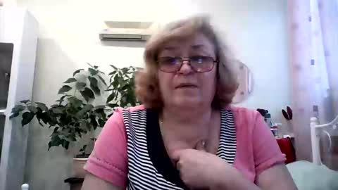 Flowerlower online show from February 2025 05:37:02 AM