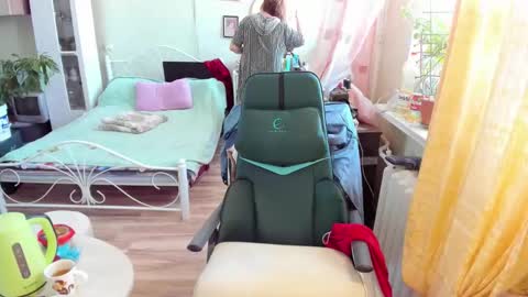 Flowerlower online show from February 2026 08:15:02 AM