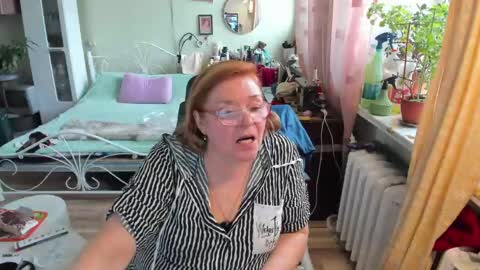 Snapshot of flowerlover8 chatting on May 2026 02:02:02 PM Flowerlower online show from May 2026 02:02:02 PM