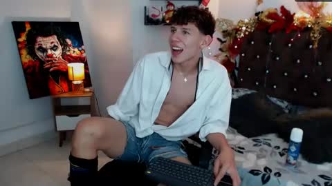 flowers109 online show from December 2024 01:50:01 AM