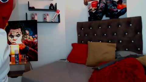 flowers109 online show from January 2025 10:33:01 PM