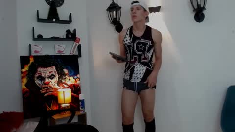 flowers109 online show from January 2025 08:40:02 PM