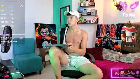 flowers109 online show from October 2025 11:38:01 PM