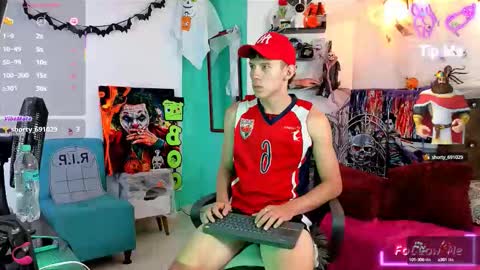 flowers109 online show from October 2025 09:48:02 PM