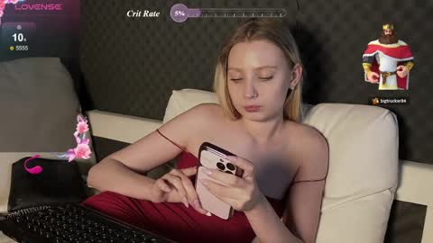 Snapshot of fluffy_cloude chatting on May 2026 06:50:01 PM fluffy_cloude online show from May 2026 06:50:01 PM
