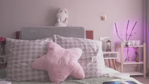 Fluffy and Krut online show from January 2025 09:05:01 AM