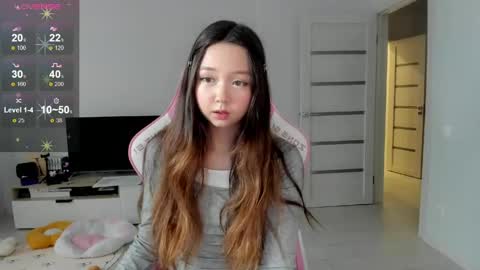 Snapshot of fluffy_rose chatting on May 2026 03:15:01 AM Rose online show from May 2026 03:15:01 AM