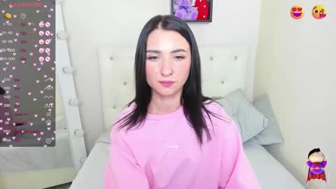 Lina online show from December 2024 02:53:01 AM