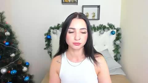 Lina online show from January 2025 11:38:02 PM