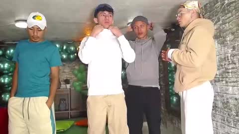 flyckers online show from February 2025 12:01:02 PM