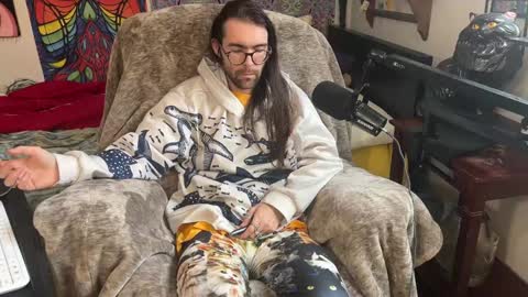 Chris online show from January 2025 08:42:01 PM