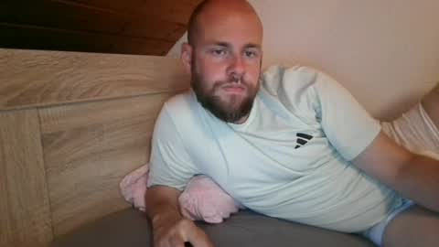 Snapshot of foniks96 chatting on June 2026 09:14:01 AM Martin Grob online show from June 2026 09:14:01 AM