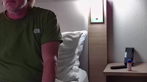 foodforcatfists online show from March 2026 01:28:01 AM