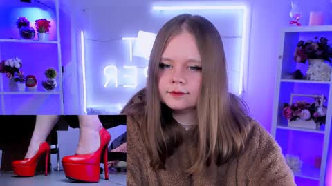 Snapshot of footfetish_baby chatting on February 2025 11:03:02 PM Molly online show from February 2025 11:03:02 PM