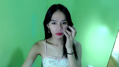 Snapshot of forever_wonnie23 chatting on December 2024 03:47:01 AM Wonnie online show from December 2024 03:47:01 AM