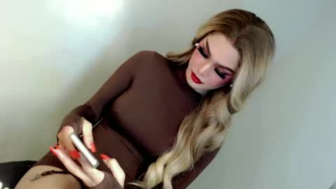 KHATRINA STACIE MARIE online show from December 2024 08:50:01 PM