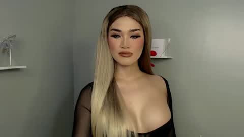 KHATRINA STACIE MARIE online show from March 2025 05:29:01 PM