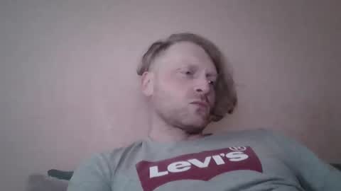 forgotten_lover online show from December 2024 03:00:02 PM