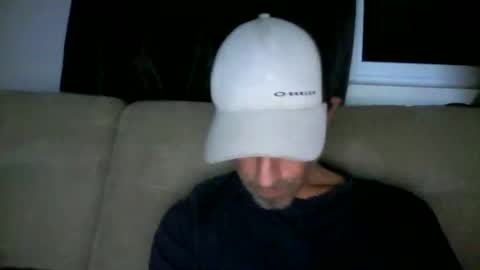 fouraide42 online show from November 2025 08:57:01 AM