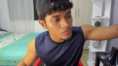 Fox online show from November 2025 06:45:01 AM