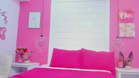 curvy girl online show from April 2026 03:18:01 AM