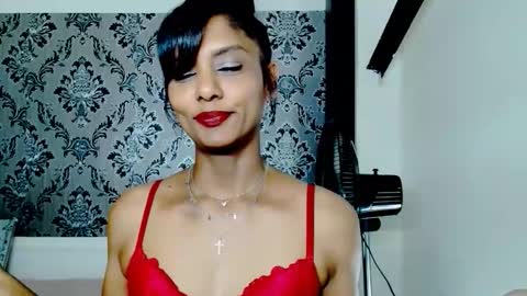 fox_off2 online show from November 2025 09:06:02 PM