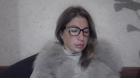 fox_red_lady7 online show from December 2024 10:34:02 PM