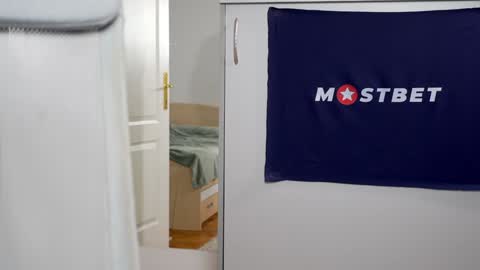 Snapshot of foxeslovefoxes chatting on January 2025 02:19:02 PM CUSTOM PHOTOS AND VIDEOS - online show from January 2025 02:19:02 PM