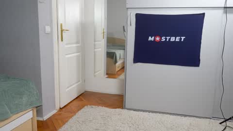 Snapshot of foxeslovefoxes chatting on January 2025 02:14:01 PM CUSTOM PHOTOS AND VIDEOS - online show from January 2025 02:14:01 PM