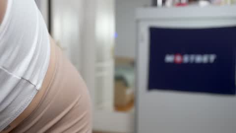 Snapshot of foxeslovefoxes chatting on January 2025 02:19:01 PM CUSTOM PHOTOS AND VIDEOS - online show from January 2025 02:19:01 PM