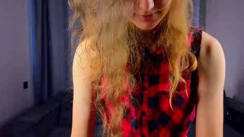 Lily online show from November 2025 07:03:01 AM