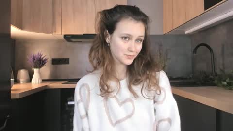 Lily online show from December 2025 06:30:02 AM