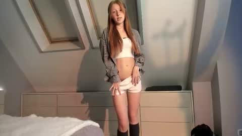 Hello world Feel free to follow  online show from October 2025 03:21:02 PM