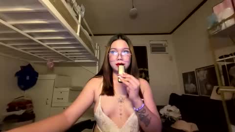 Alicia Baby online show from April 2026 03:29:01 PM