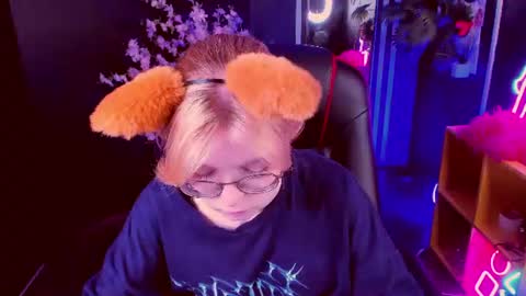 Snapshot of foxxxypolly chatting on June 2026 05:38:01 AM Polly online show from June 2026 05:38:01 AM