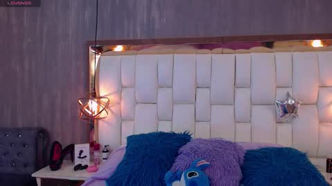 Snapshot of foxxy_dolce chatting on January 2026 08:13:02 PM Foxxy online show from January 2026 08:13:02 PM