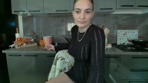 Ana online show from September 2025 06:46:02 AM