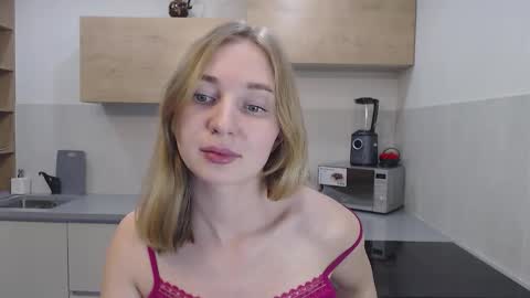 Snapshot of foxy0990 chatting on March 2026 10:21:01 AM Maria online show from March 2026 10:21:01 AM