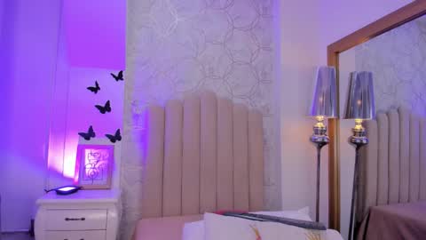 Foxy online show from March 2026 08:02:02 PM