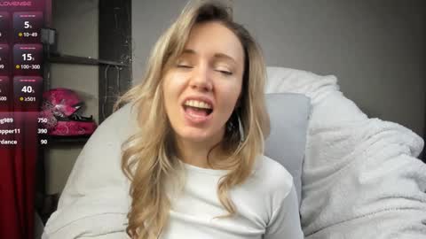 Foxy online show from January 2025 07:29:01 AM