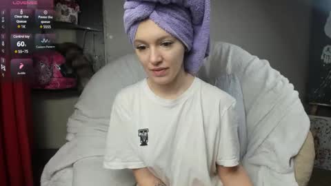 Foxy online show from February 2025 03:52:02 AM