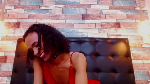 Ella online show from December 2024 07:10:01 PM