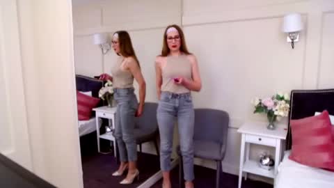 Ana online show from February 2025 04:21:02 PM