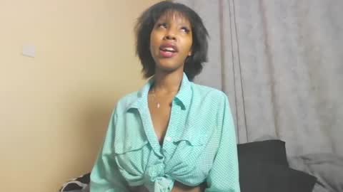 foxyatmidnite online show from August 2026 03:23:02 AM