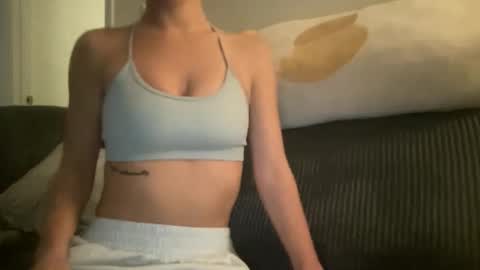 Snapshot of foxybearr chatting on January 2026 05:12:01 AM SUBSCRIBE TO MY ONLYFANS online show from January 2026 05:12:01 AM